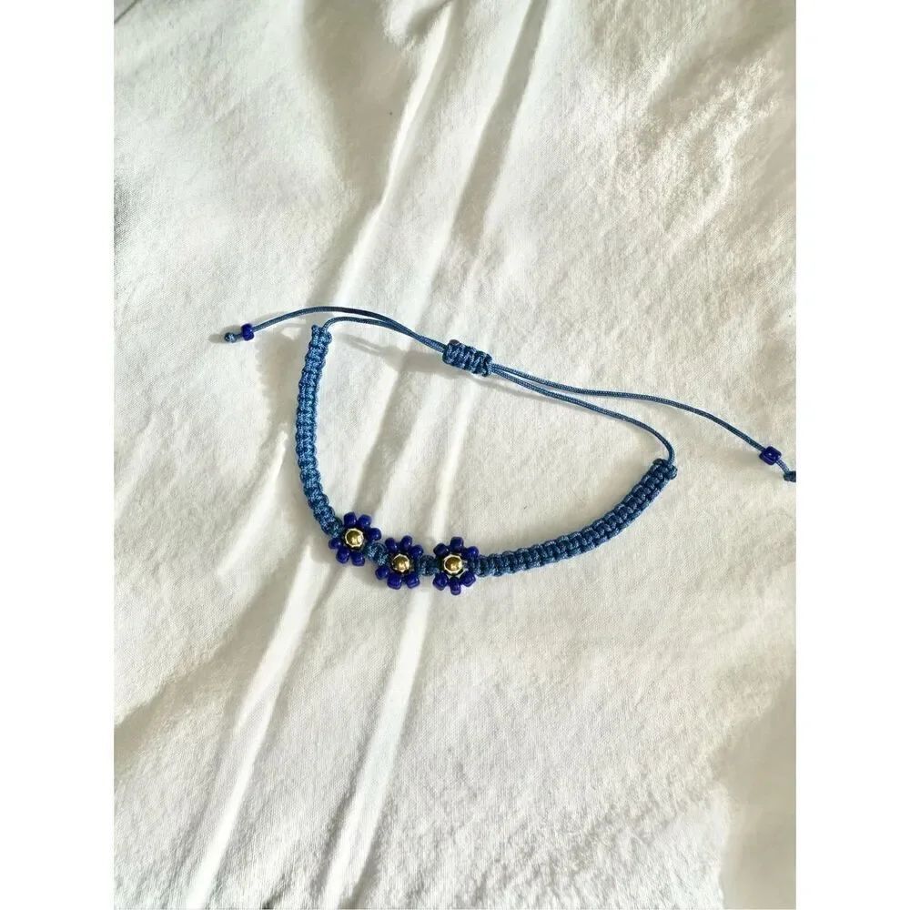 Dark blue flower friendship beaded bracelet